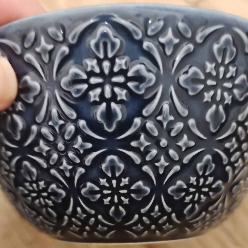Signature Homewares - Bowl - Picture 4 of 7